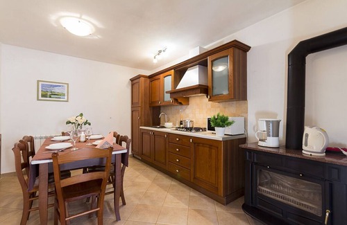 Krmed House | Inviting Autochthone Villa with Pool in Krmed Awaits You