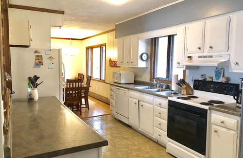 Au Train House | Idyllic AuTrain Beach House Near Pictured Rocks & Lake Views