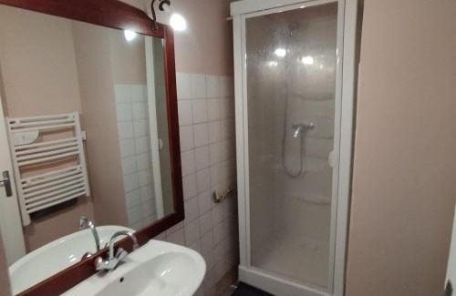 Autun Apartment | Discover Autun cœur de ville: Pet-Friendly Getaway Awaits