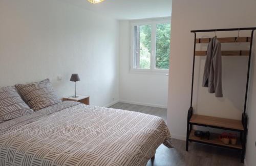 Saint-Leger-de-Peyre Bed & Breakfast | Inviting Stay at Aux 2 Rivières - Pet & Child Friendly