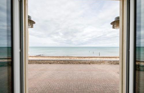 Saint-Regnobert-de-la-Cote-de-Nacre Apartment | Ocean View Retreat at Aux Bains des Mots - 4 Star Rated