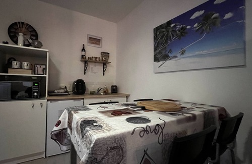 Tarascon Apartment | Discover Aux Cœur de la Provence with Pool and Spa