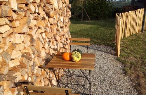 La Reid Bed & Breakfast | Pet-Friendly Stay at Aux Capucines - Rated 9.5/10 by Guests