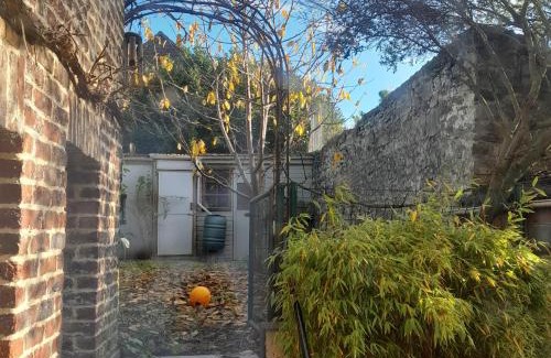 Lens House | Discover Aux champs de l'église: Family-Friendly Retreat
