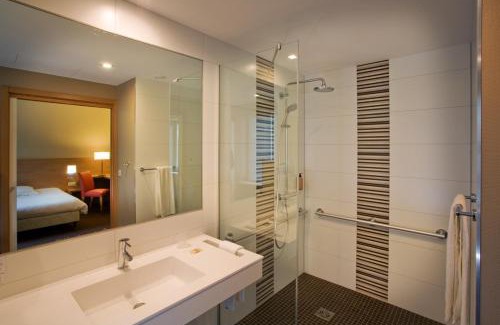 Biesheim Hotel | Pet-Friendly Oceanfront Stay at Aux Deux Clefs Hostellerie
