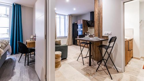 Faubourg North Apartment | Delightful Stay at Aux Fleurs de Darcy in City Center