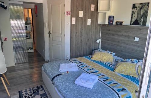 Verdun Apartment | Family-Friendly Stays at Aux Lofts de VERDUN - Rated 8.8