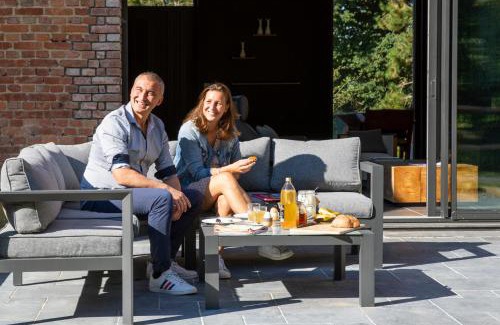 Walincourt-Selvigny Villa | Relax at Aux Petits Lapins de Sorval with Private Sauna & Gym