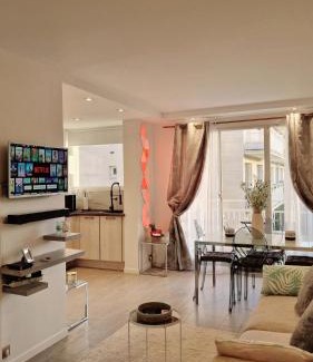 Bry-sur-Marne Apartment | Experience Comfort at Aux Portes de Paris Studio Bord de Marne