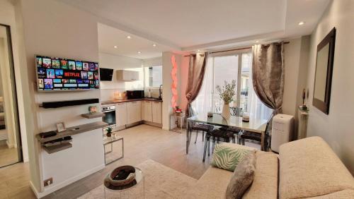Bry-sur-Marne Apartment | Experience Comfort at Aux Portes de Paris Studio Bord de Marne