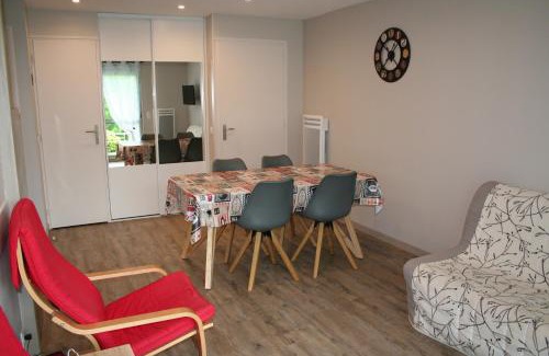 Argeles Gazost Apartment | Oceanfront Bliss at Aux Quatre Saisons du Cabaliros