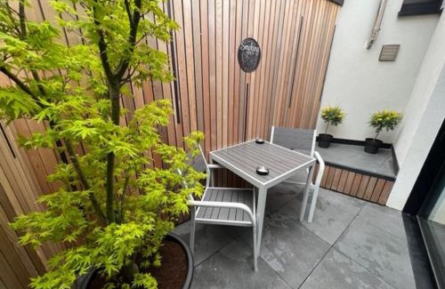 Ensival Apartment | Family-Friendly Getaway at Aux Trois Univers with Hot Tub