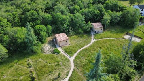 Mercues Apartment | Relaxing Getaway at Aux Trois Chênes Lodge Spa