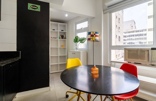 Consolacao Apartment | Cozy Studio on Avanhandava Street with Great Amenities