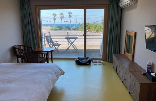 Jocheon Hotel | Discover AVA Hotel Jeju Hamdeok with Ocean Views & Pool