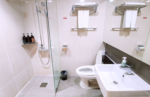 Jocheon Hotel | Discover AVA Hotel Jeju Hamdeok with Ocean Views & Pool