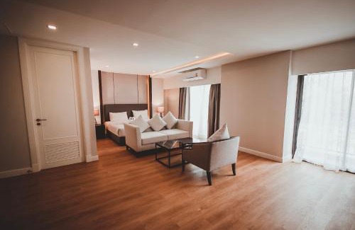 Phitsanulok Hotel | Experience AVA Hotel: Wheelchair Accessible & Breakfast Included