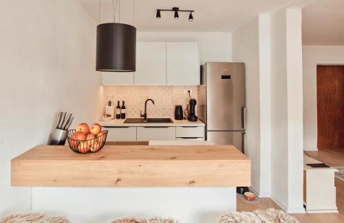 Podkoren House | Pet-Friendly AVA HOUSE with Hot Tub and Breakfast Included