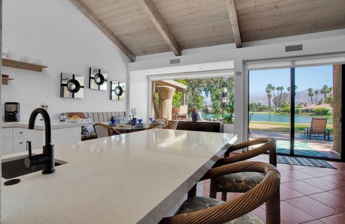 Rancho Mirage Villa | Unforgettable Views: Book Your 2024-2025 Getaway Today!
