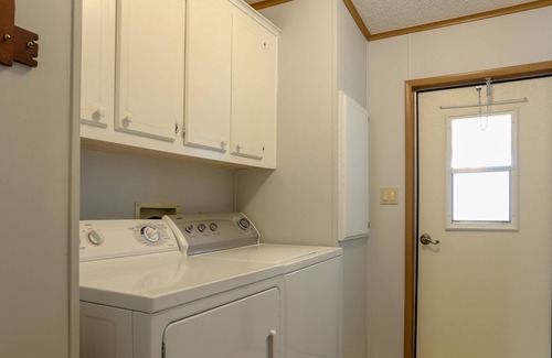 Leesburg House | Available beginning May 1, 2023 (lower rates for longer terms)