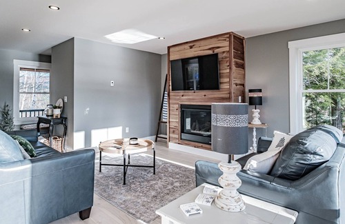 Bryant Pond Cottage | Winter Getaway: Lake & Mountain Views with Pool Access