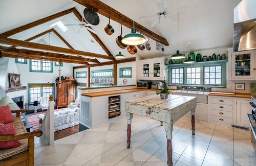 New Preston House | Inviting Country Retreat: Gracious Home in Washington, CT