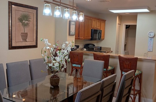 Florida Central Atlantic Coast Condo | Family-Friendly Lakefront Retreat with Pool & Hot Tub