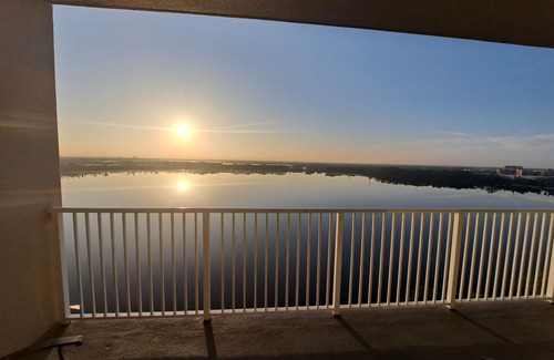 Florida Central Atlantic Coast Condo | Family-Friendly Lakefront Retreat with Pool & Hot Tub