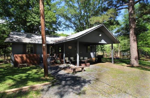 Shreveport House | Available This Wkend, Lakefront, Canoes & Kayaks
