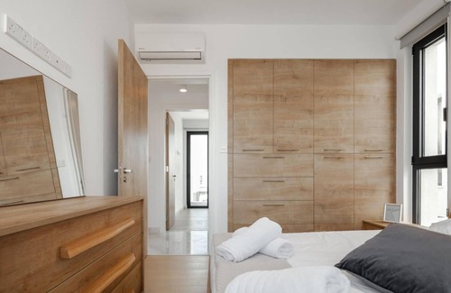 Emba Resort | Family-Friendly Avalon 1 Villa: Three Bedroom Retreat