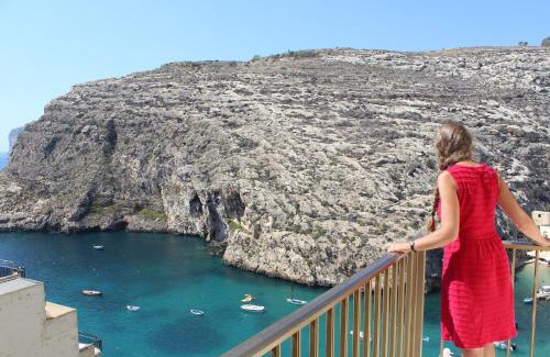 Xlendi Apartment | Oceanfront Escape at Avalon - Bellevue Gozo with Hot Tub