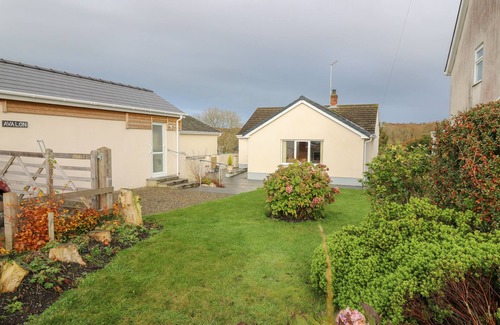 Cilgerran Cottage | Family-Friendly AVALON Holiday Cottage in Cilgerran