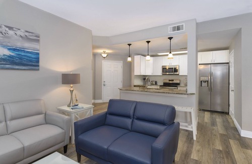 Clearwater Condo | Discover Avalon Resort: Beach-Themed Condo with Pool Access