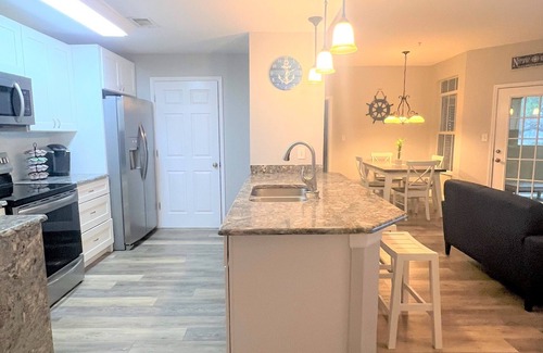 Clearwater Condo | Discover Avalon Resort: Beach-Themed Condo with Pool Access