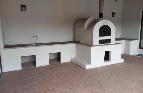 Levelek Apartment | Guest Rated 10/10 at Avalon Vendégház with Ocean Views
