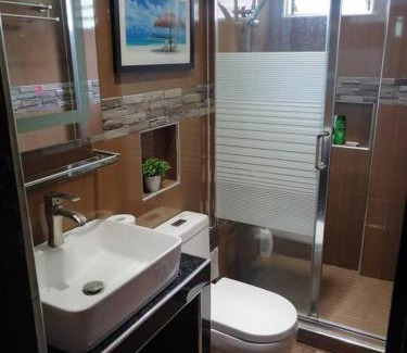 Tagaytay Villa | Serene Avana Hills Tagaytay Villa with Ocean View & Pool