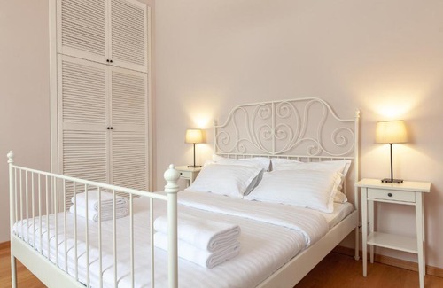 Lviv City Center Apartment | Pet-Friendly Avangard Apartments on Kopernyka St 12