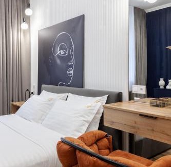 Lviv City Center Apartment | Top-Rated Avangard Magnus 9 Apartment: Pet & Child Friendly