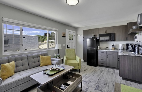 Aztec Apartment | Discover Avant Quarters: Family-Friendly Comfort Awaits