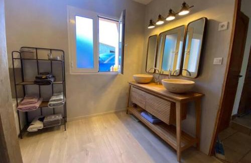La Bachellerie House | Avantime: Family-Friendly Escape with Pool and Kitchen