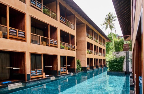 Krabi Resort | Discover Avatar Railay: Poolside Retreat with Breakfast