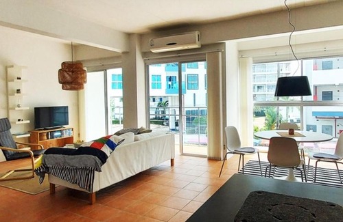 Kram Apartment | Family-Friendly Avatara B Condominium with Ocean Views