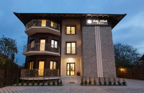Alba Iulia House | Child-Friendly Retreat at Ave, Alba! - 4-Star Guest Favorite