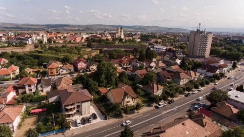 Alba Iulia House | Child-Friendly Retreat at Ave, Alba! - 4-Star Guest Favorite