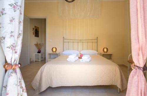 Asprogerakata Apartment | Pet-Friendly Avelia Pink: Family-Approved Getaway
