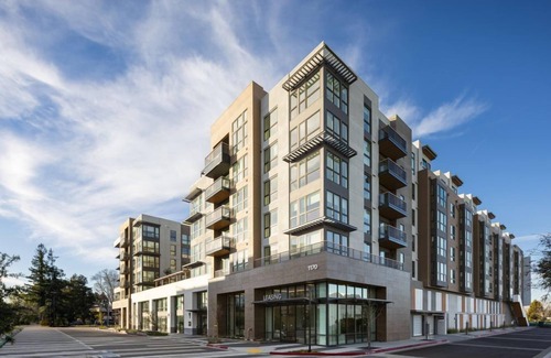 Mountain View Condo | Avelle 1BR Condo Retreat – Family Friendly with Pool