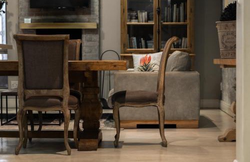 Stellenbosch Central Apartment | Discover Avemore Lagratitude No 6: Family-Friendly Retreat