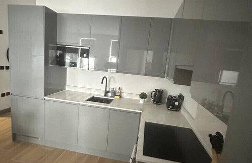 West Finchley Apartment | Avenir Court Flat 34 (Finchley)