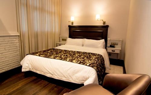 Vera Hotel | Oceanfront Bliss at Avent Verahotel - 4-Star Retreat