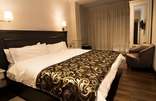 Vera Hotel | Discover Avent Verahotel: Guest Rated 9.2 with Pool & Spa